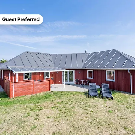 8 Person In Feriehus Tarm
